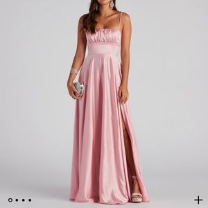 BURGUNDY Windsor Dress Size 0